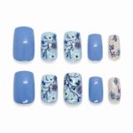 blue-floral-press-on-nails-chic-medium-square-design-glamour-woman