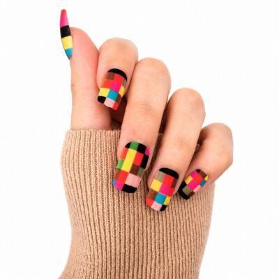color-block-medium-square-press-on-nails-on-hand
