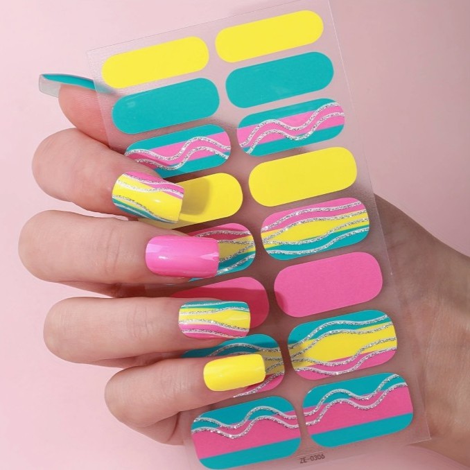 nail-wraps-glamour-woman-nails-why-nail-wraps-are-good