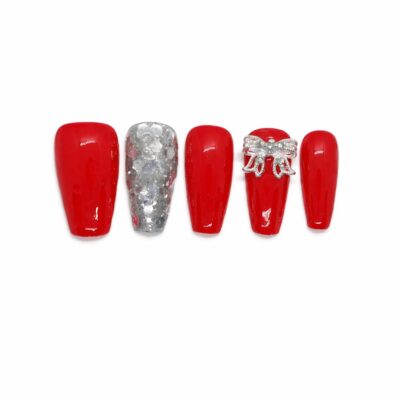 crimson-silver-grace-handmade-press-on-nails-from-glamour-woman