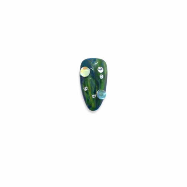 emerald-garden-pearls-handmade-premium-press-on-nails