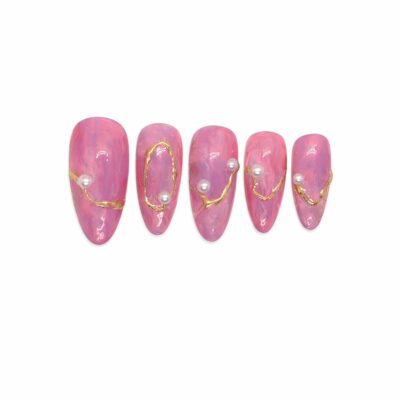 grande-rose-pearl-pink-marble-press-on-nails-from-glamour-woman