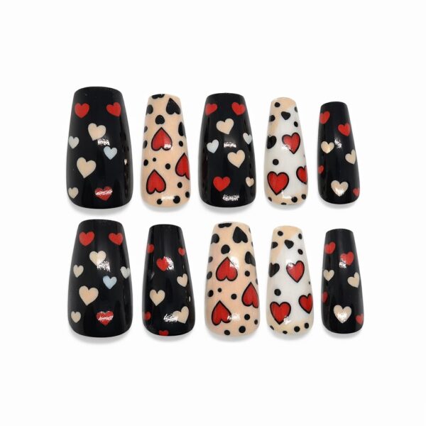 hearts-after-dark-press-on-nails