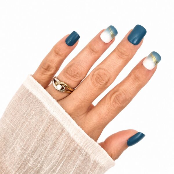 midnight-azure-short-square-press-on-nails