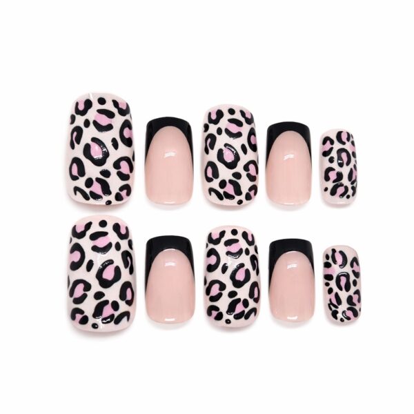 velvet-leopard-muse-press-on-nails