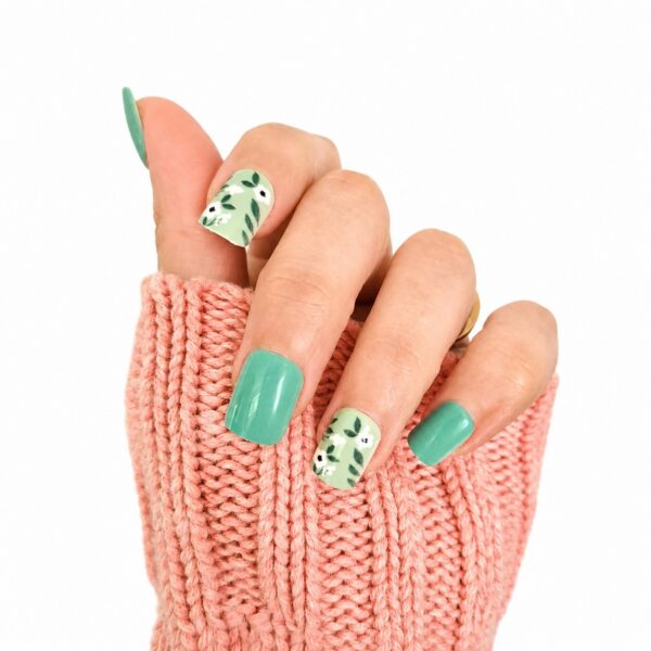 verdant-muse-short-square-size-press-on-nails-on-hand