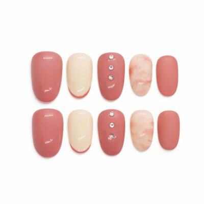 coraline-poise-handmade-coral-pink-press-on-nails-au-from-glamour-woman