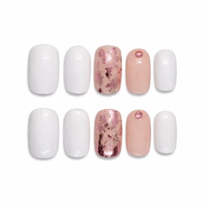 crystal-veil-poise-press-on-nails-from-glamour-woman