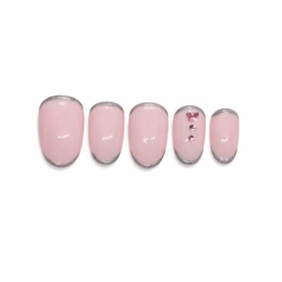 silver-pink-blush-promise-handmade-press-on-nails-from-glamour-woman