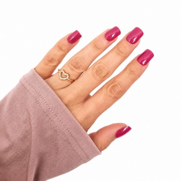 mulberry-glow-press-on-nails