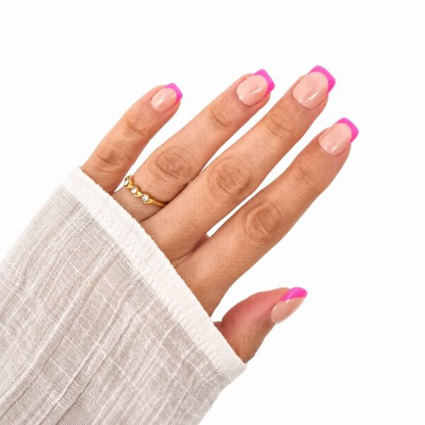pink-flirt-french-tip-nails