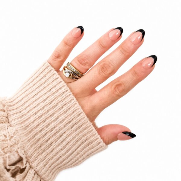 moonlit-charm-press-on-nails